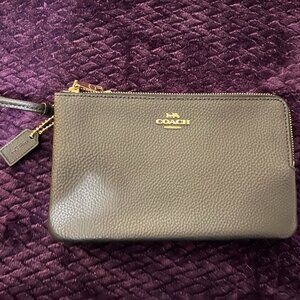 NWOT~COACH-Large Black Pebble Leather Double Zip Wristlet